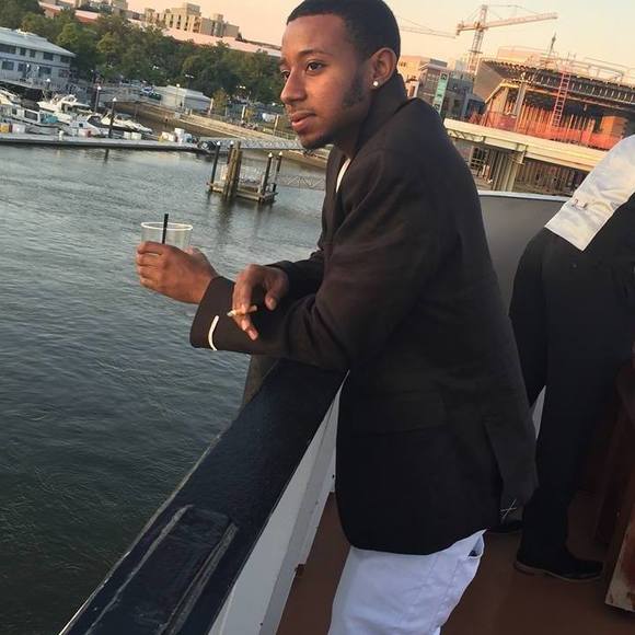 Profile Picture of Pj Torelli (@pjtorelli) on Poshmark