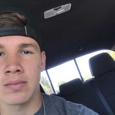 Profile Picture of Tyler Luna (@Tm4n_06) on Twitter