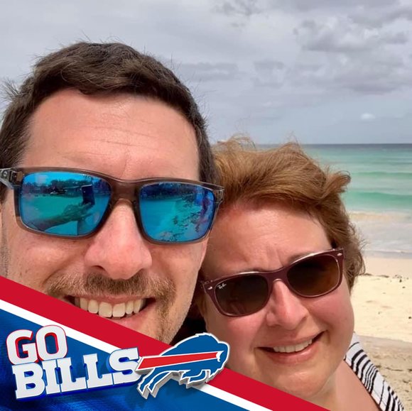 Profile Picture of Tracy Kosofsky (@sunshinetk) on Poshmark