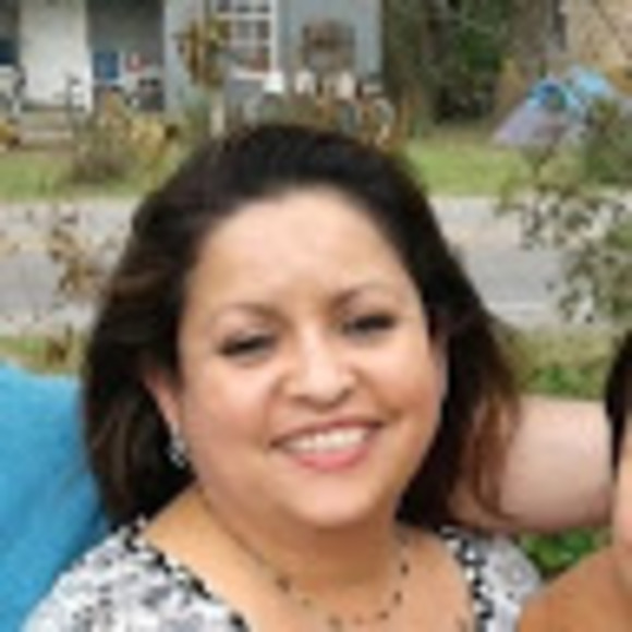Profile Picture of Rachel Jimenez (@racheljimene621) on Poshmark