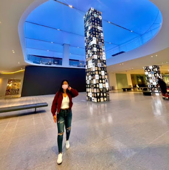 Profile Picture of Claudia Murga (@fioclau1999) on Poshmark