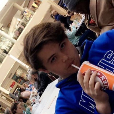 Profile Picture of Jake Hellen (@JakeHellen3) on Twitter