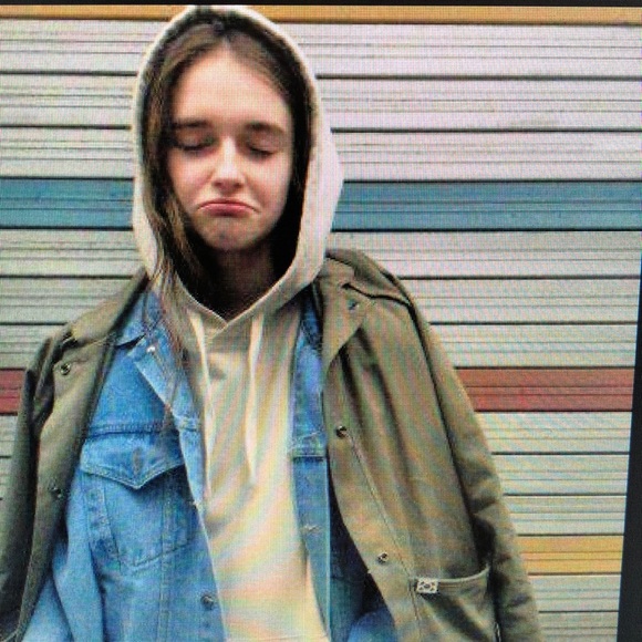 Profile Picture of Jake Mason (@reecebende306) on Poshmark