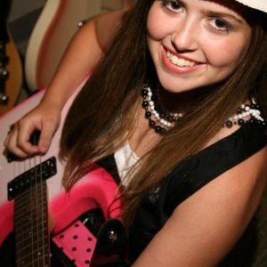 Profile Picture of Erica Ray (@raysofericaband) on Myspace