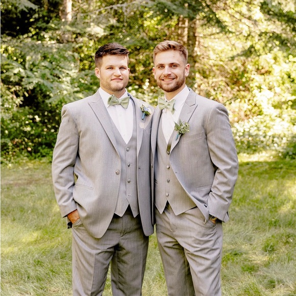 Profile Picture of Kyle Clements (@kcc98) on Poshmark