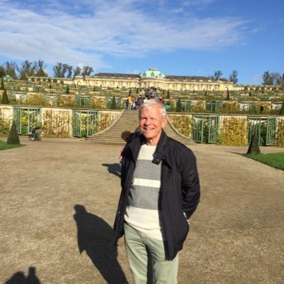 Profile Picture of Peter MacMillan (@PeterDMacM) on Twitter