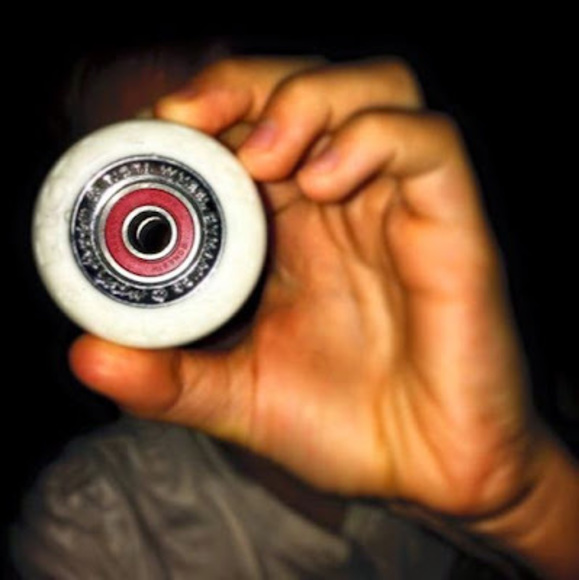 Profile Picture of Connor Page (@cpage549) on Poshmark
