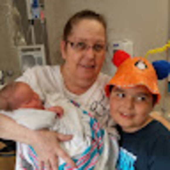 Profile Picture of Laura Sauve (@lsauve713) on Poshmark