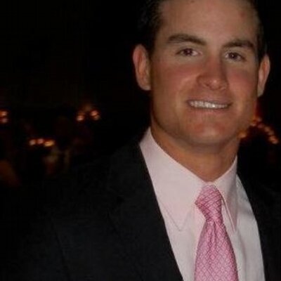 Profile Picture of Dave Falcone (@FALCONEpunch13) on Twitter