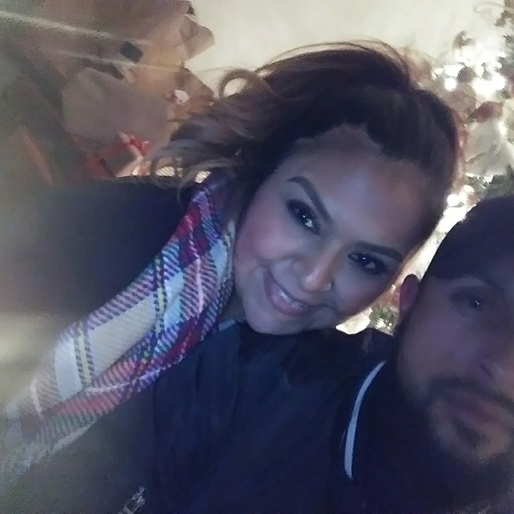 Profile Picture of Lucy Cadena (@lucy_cadena) on Poshmark