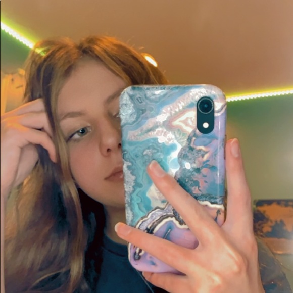 Profile Picture of Rylee Fichthorn (@_ryfichthorn_) on Poshmark