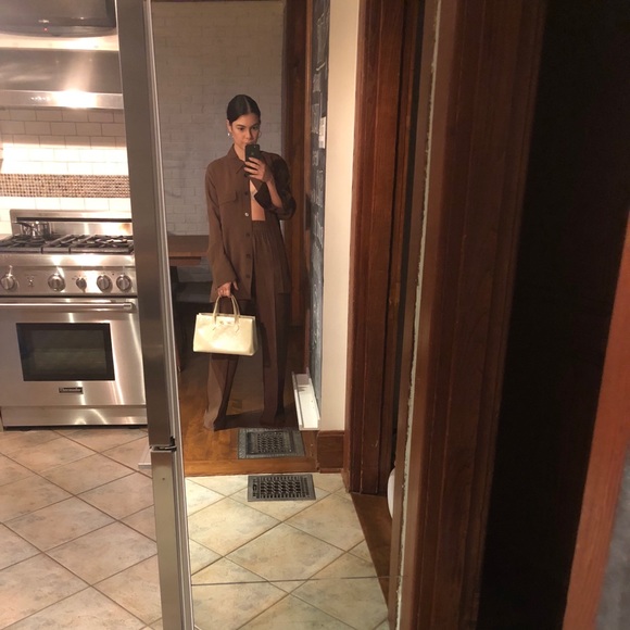 Profile Picture of Sabrina Basile (@sabrina_basile) on Poshmark