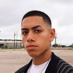 Profile Picture of Robert Luna III (@roblunaiii) on Instagram