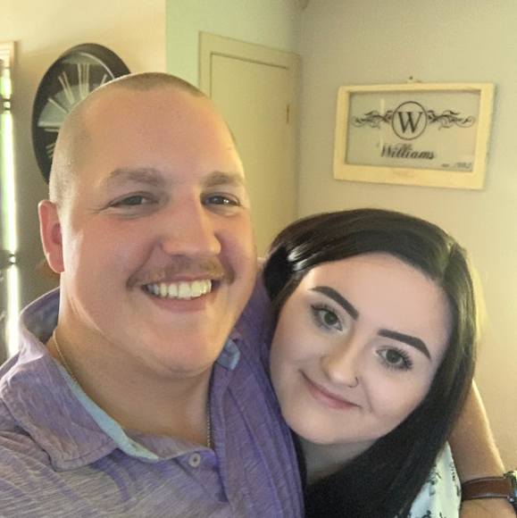 Profile Picture of Samantha Stumbaugh (@sammie52397) on Poshmark