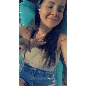 Profile Picture of Amanda (@ableroy09) on Pinterest