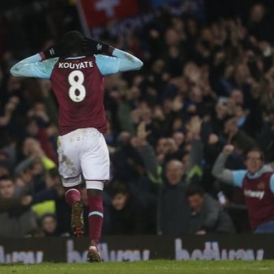 Profile Picture of Cheikhou Kouyate 8 (@PapiCheikhou) on Twitter