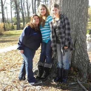 Profile Picture of Amber Outlaw (@ambermichaelforever) on Myspace