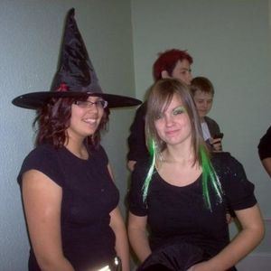 Lucy Bromley - Myspace Profile Picture of Lucy Bromley (@handbags_and_the_gladrags) on Myspace