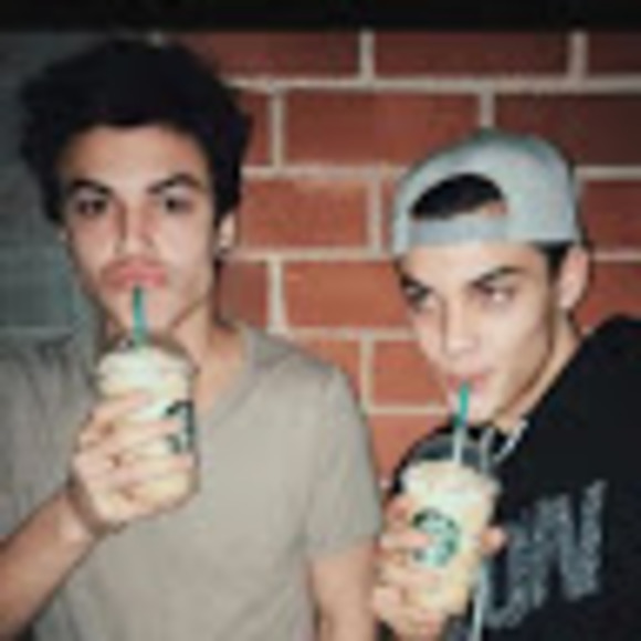 Profile Picture of Jillian Boyce (@jillian_boyce) on Poshmark