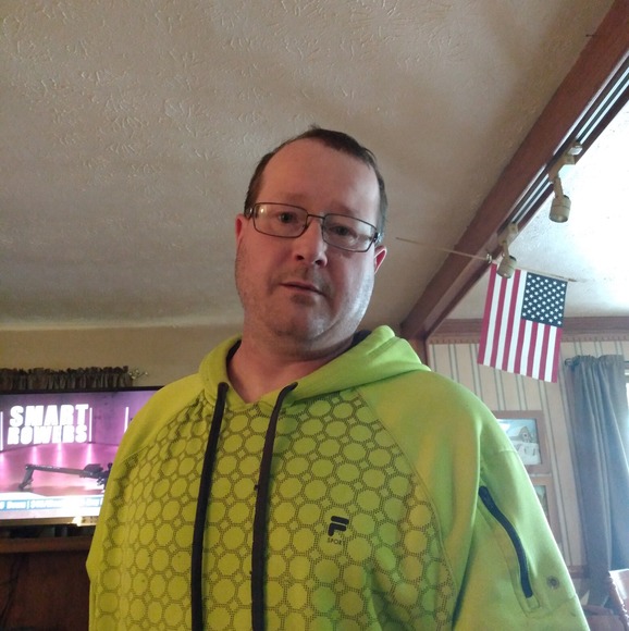 Profile Picture of David Newton (@davidnewton845) on Poshmark