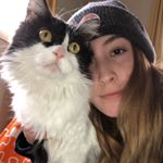 Profile Picture of Paige & Lara (@saigepanders) on Instagram