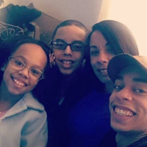 Profile Picture of Daniel Pabon (@borijoejoe) on Poshmark