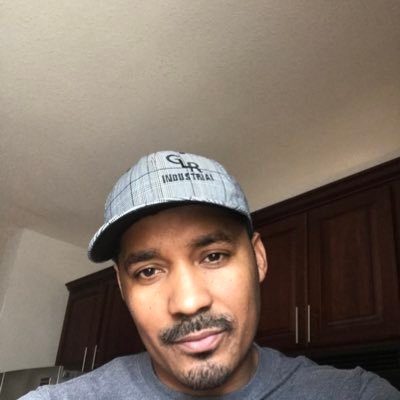 Profile Picture of Derek Diggs (@RealDerekDiggs) on Twitter