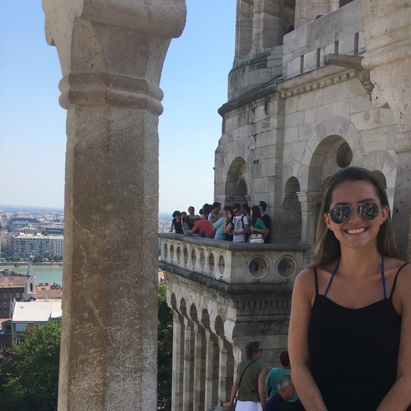 Profile Picture of Ashlyn Hegener (@ashlynhegener) on Poshmark