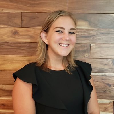 Profile Picture of Carissa Fitzlaff (@Cahriss_Dee) on Twitter