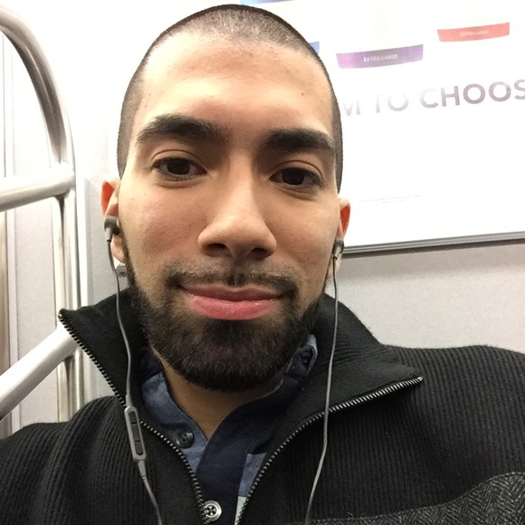 Profile Picture of George Santiago (@nes115) on Poshmark
