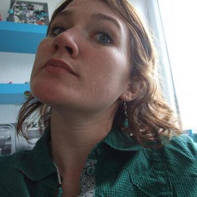 Profile Picture of Eileen Bradley (@owl_eule) on Twitter