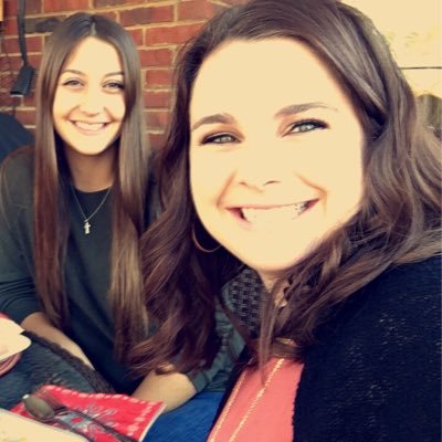 Profile Picture of Ashlee Coates (@ashleerose7) on Twitter