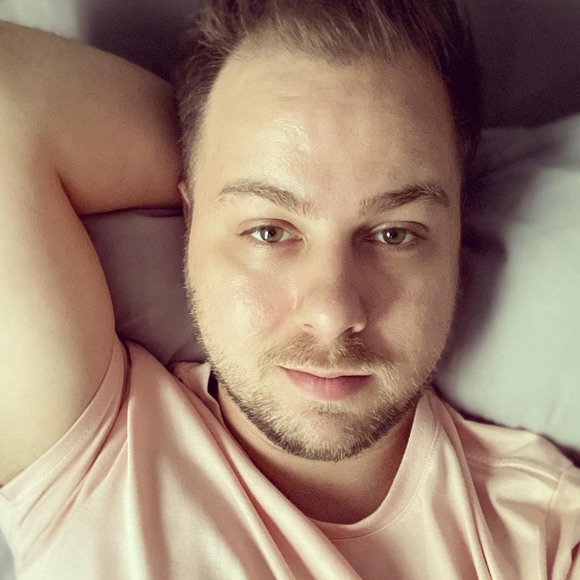 Profile Picture of Tyler Lloyd (@tyler_lloyd) on Poshmark