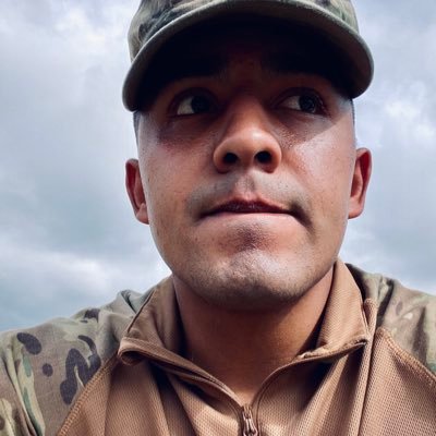 Profile Picture of Leal Chris (@AdamLeal14) on Twitter