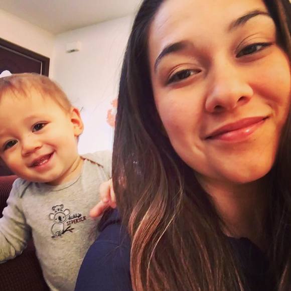 Profile Picture of Miranda Alvarado (@mirandaaa10) on Poshmark