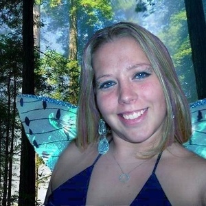 Profile Picture of Anna Surowiec (@thebadestbiabia) on Myspace