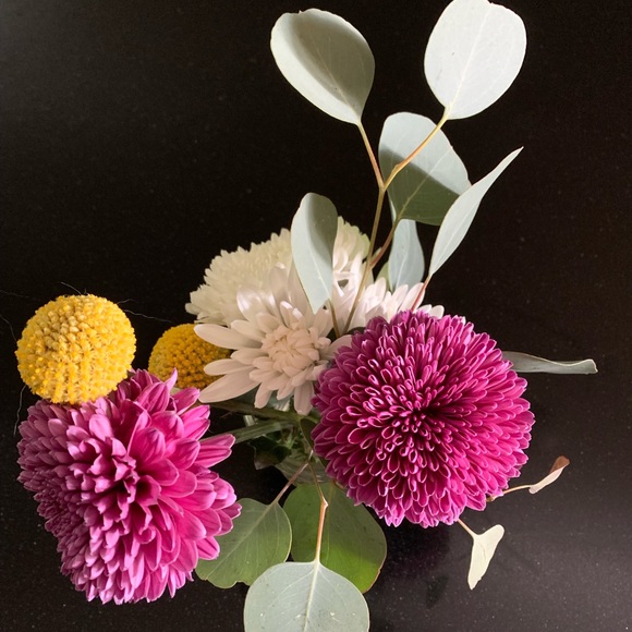 Profile Picture of Pamela Vandenbussche (@pamv03842) on Poshmark