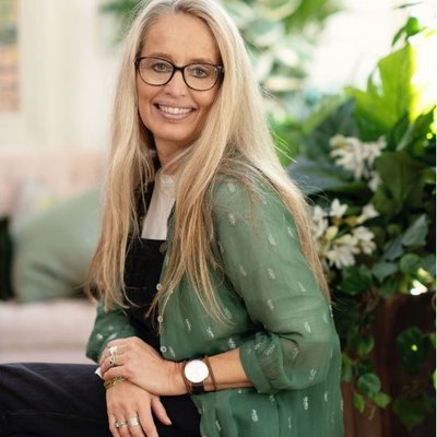 Profile Picture of Joanna Glen (@JoannaGlenBooks) on Twitter