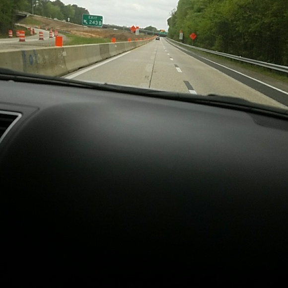 Profile Picture of Kim Craig (@staypuff) on Poshmark