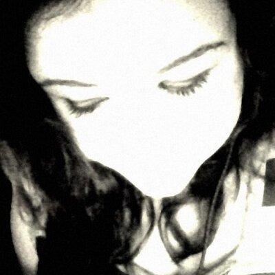 Profile Picture of Jillian Howell (@itsjilliebear) on Twitter