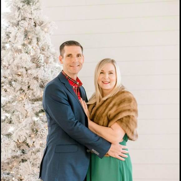 Profile Picture of Amy Morvant (@apippin81) on Poshmark