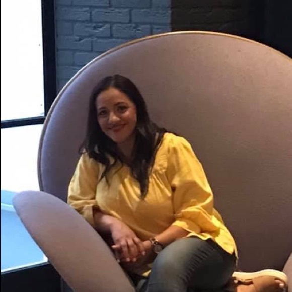 Profile Picture of Brigette Espalin (@bespalin3) on Poshmark