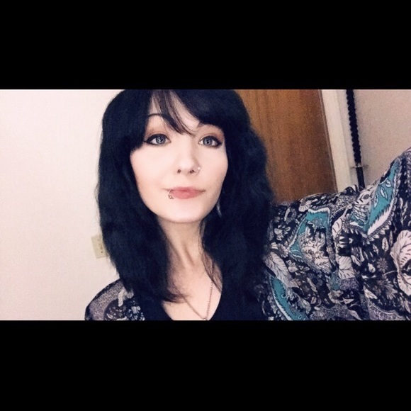 Profile Picture of Katrina Mcfaddin (@korruptkitten94) on Poshmark