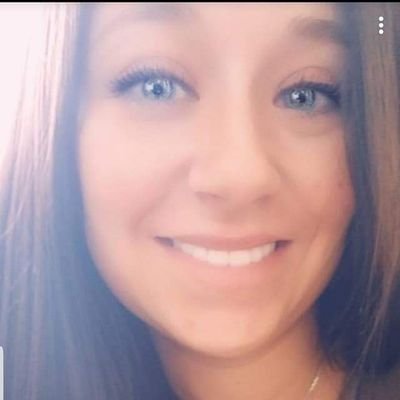 Profile Picture of Meredith Earnest (@MeredithEarnest) on Twitter