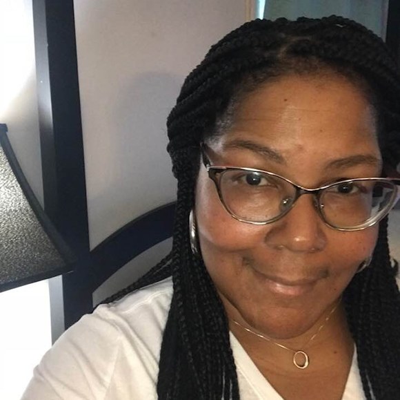 Profile Picture of Tia Gray (@yempress) on Poshmark