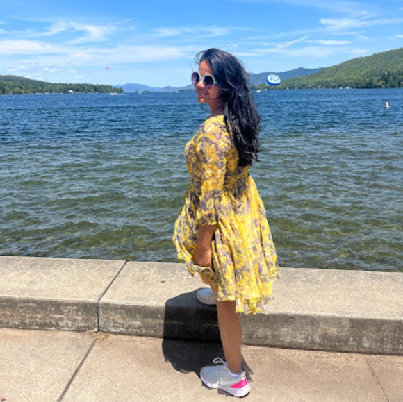 Profile Picture of Amita Pathak (@amitapathak302) on Poshmark
