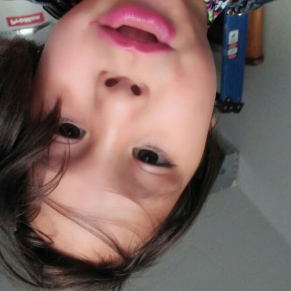 Profile Picture of Imelda Escobar (@0507carol) on Poshmark