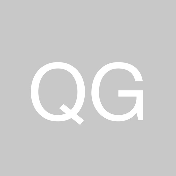 Quinn Gray - Poshmark Profile Picture of Quinn Gray (@somthingcuteplz) on Poshmark