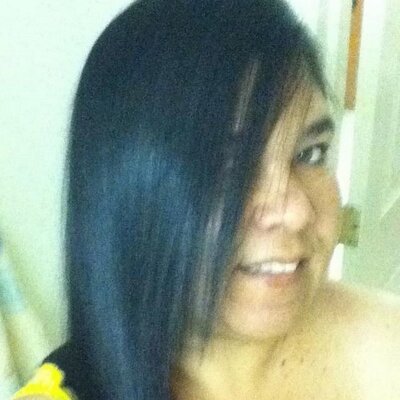 Profile Picture of Jeannette Colon (@mamacita1040) on Twitter