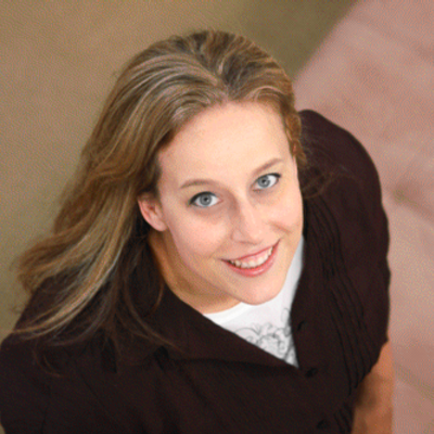 Profile Picture of Sara Vladic (@SurfinSara) on Twitter